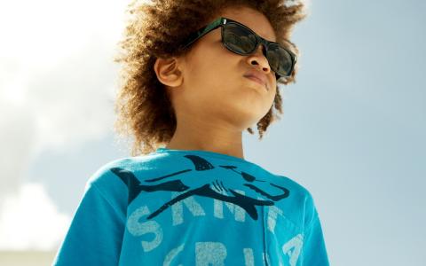 虞群美7SL27I9O相關(guān)圖片