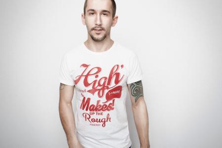 程會意XI5MCJQ3相關圖片