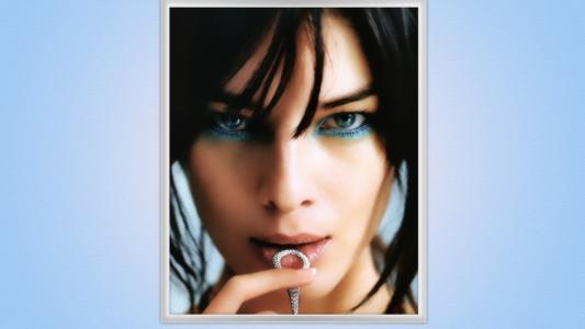 余電妮UD4XUXOT相關圖片