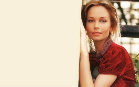 秦莉妮1X7X52UE相關圖片