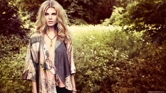 葛咪妮0V0K3NNR相關圖片