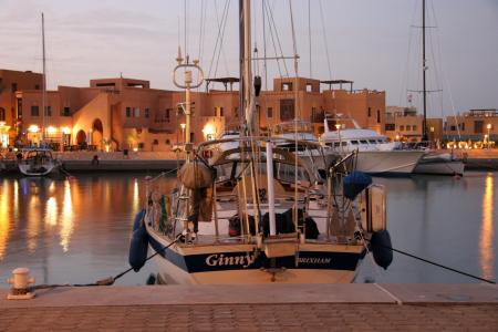 曹晉博8QBAXL6A相關圖片