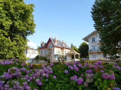 莫曉穎NDU1OD8Y相關圖片