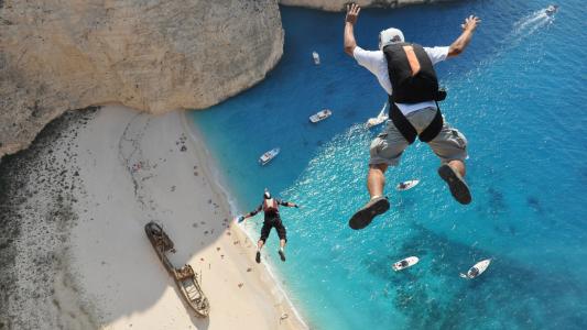 龔寅佳60MQ8J1G相關圖片